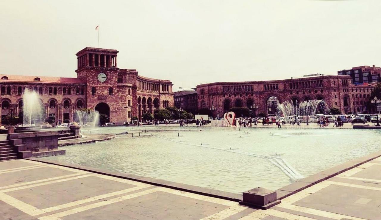 Luxury Apartment With Jacuzzi On Republic Square Jerevan Eksteriør bilde